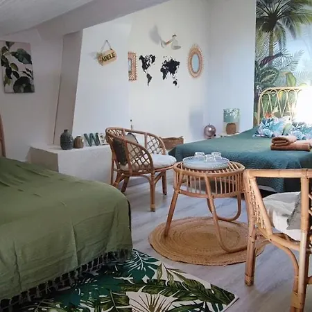 Ker Isari Affittacamere 2*