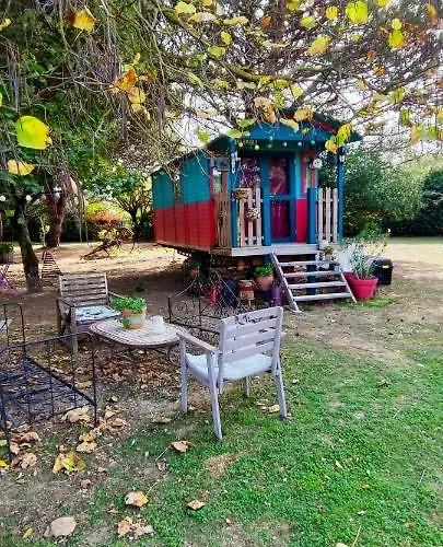 Casa de hóspedes Ker Isari 2*